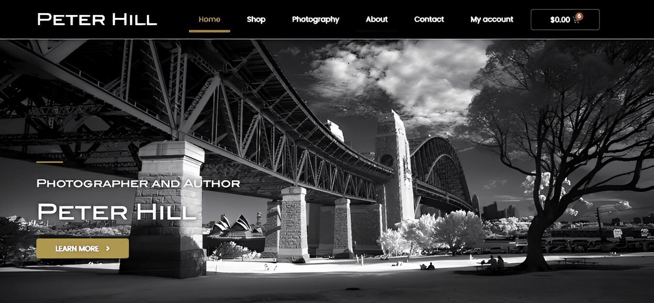 A professional photographer & Author based in the Blue Mountains, NSW, Australia.